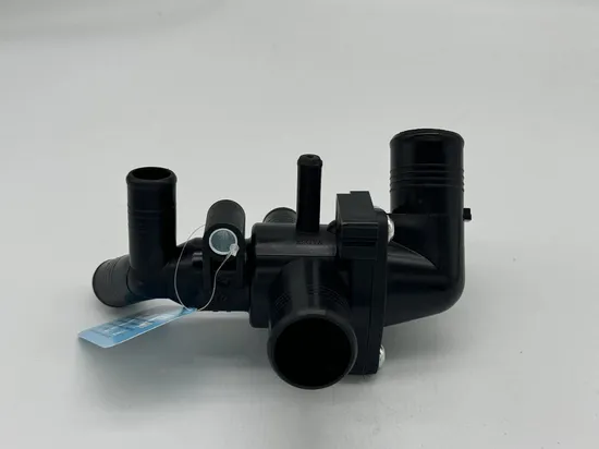 Factory Thermostat Housing Coolant Water Pipe for Ford OEM Bm5g8K556fa Bm5g